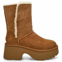 Esmee Women