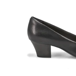 Teresa Step Women