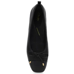 Ubree Poppy Women
