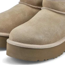 Ultra Mini Platform Girls