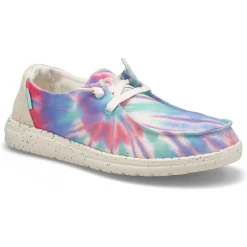 Wendy Linen Women